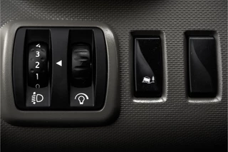 Renault Trafic 2018 - Passenger **1.6 dCi 9-Pers L2H1 | Incl. BPM, BTW vrij | R-Link | Navi | Airco | Cruise | PDC | MF Stuur | Start / Stop** afbeelding 28
