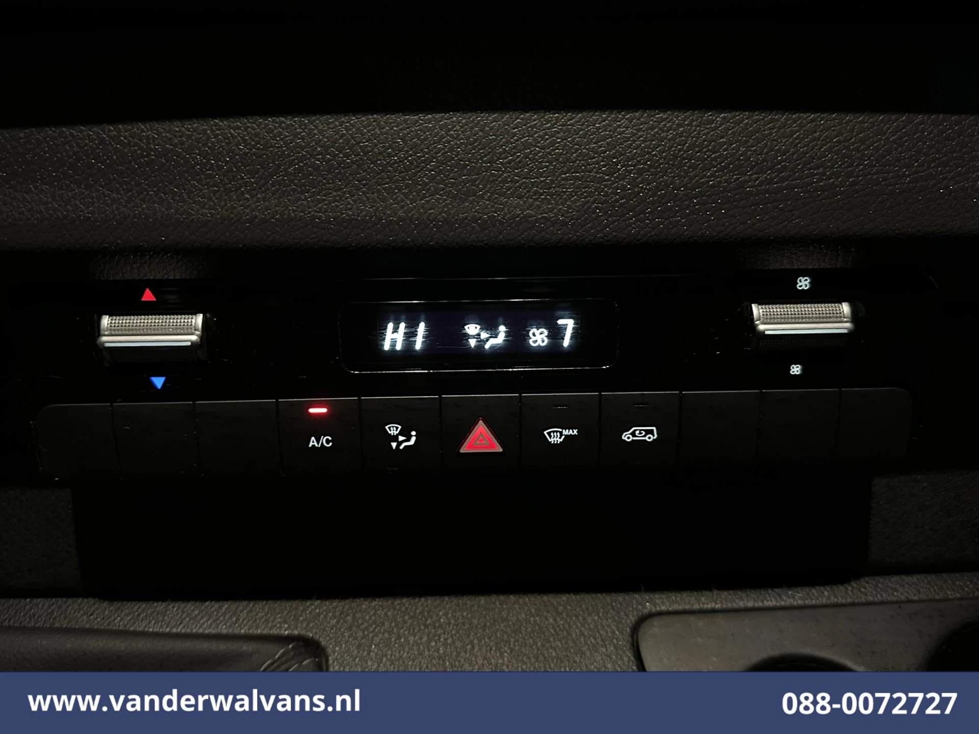 Mercedes-Benz Sprinter 2020 - 314 CDI 143pk L3H2 Euro6 Airco | Camera | Navigatie | Apple Carplay | Android Auto image 5