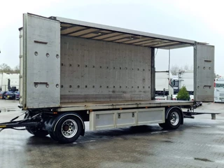 Volvo FH 2013 - 13.460 Globetrotter XL 6x2 - Box with side doors - Loadlift + Kelberg trailer 2012 with loadlift afbeelding 33