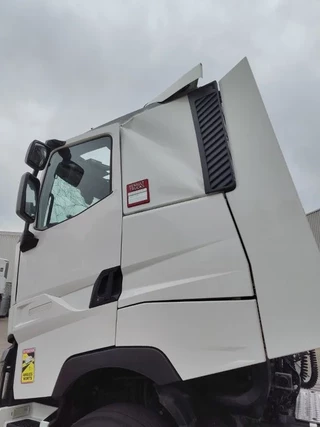 Renault T HIGH 520 2020 - / ENGINE RUNNING / ONLY:477573 KM / M-CHASSIS / AUTOMATIC / EURO-6 / 2020 obrazek 8