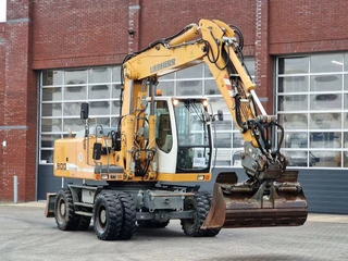Liebherr N/A 2009 - A900C - 95 KW - Central Greasing - obrazek 1