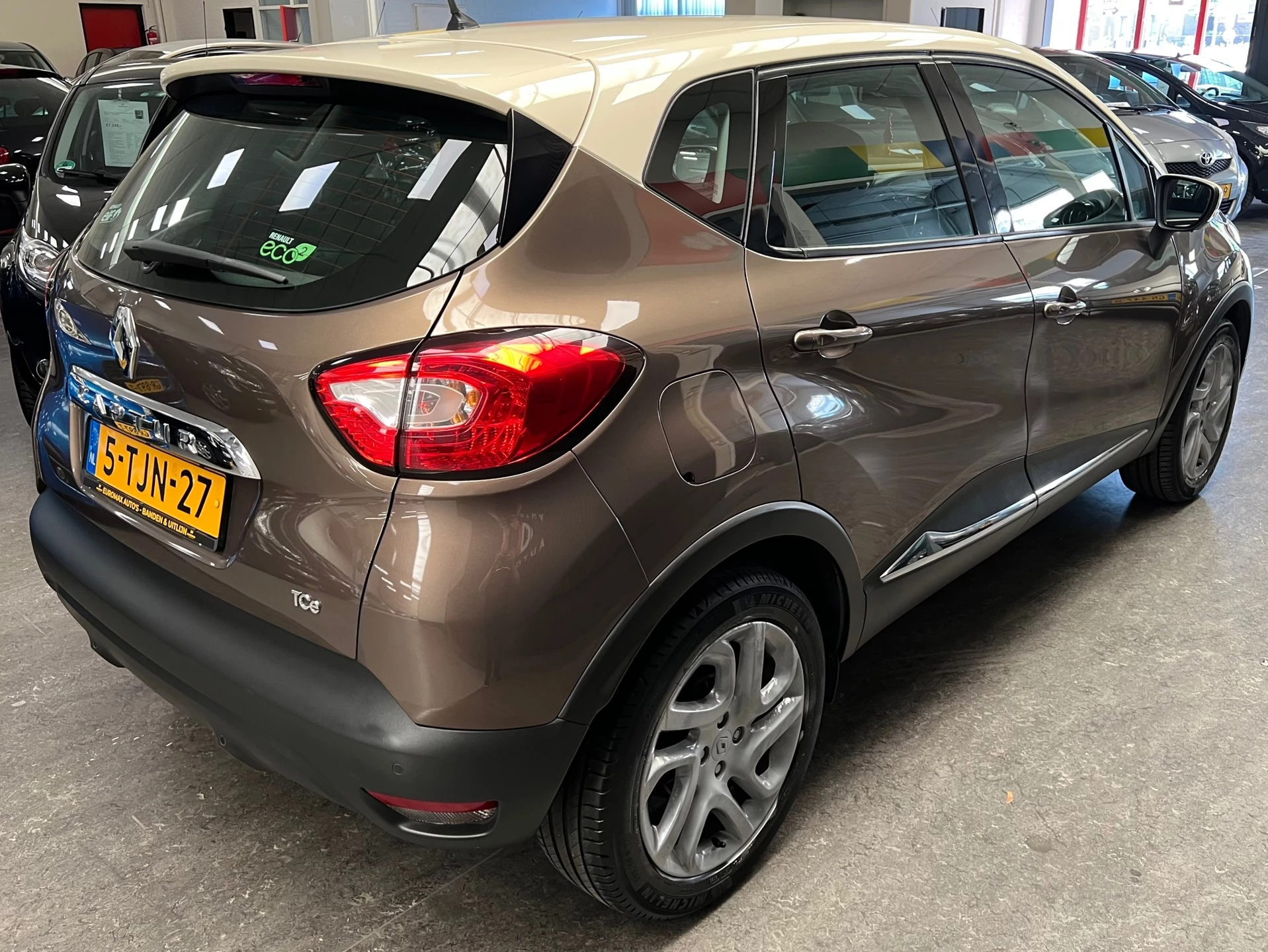 Renault Captur 2014 - 0.9 TCe Dynamique NAP - Achteruitcamera - parksensor - Airco - Cruise. afbeelding 9