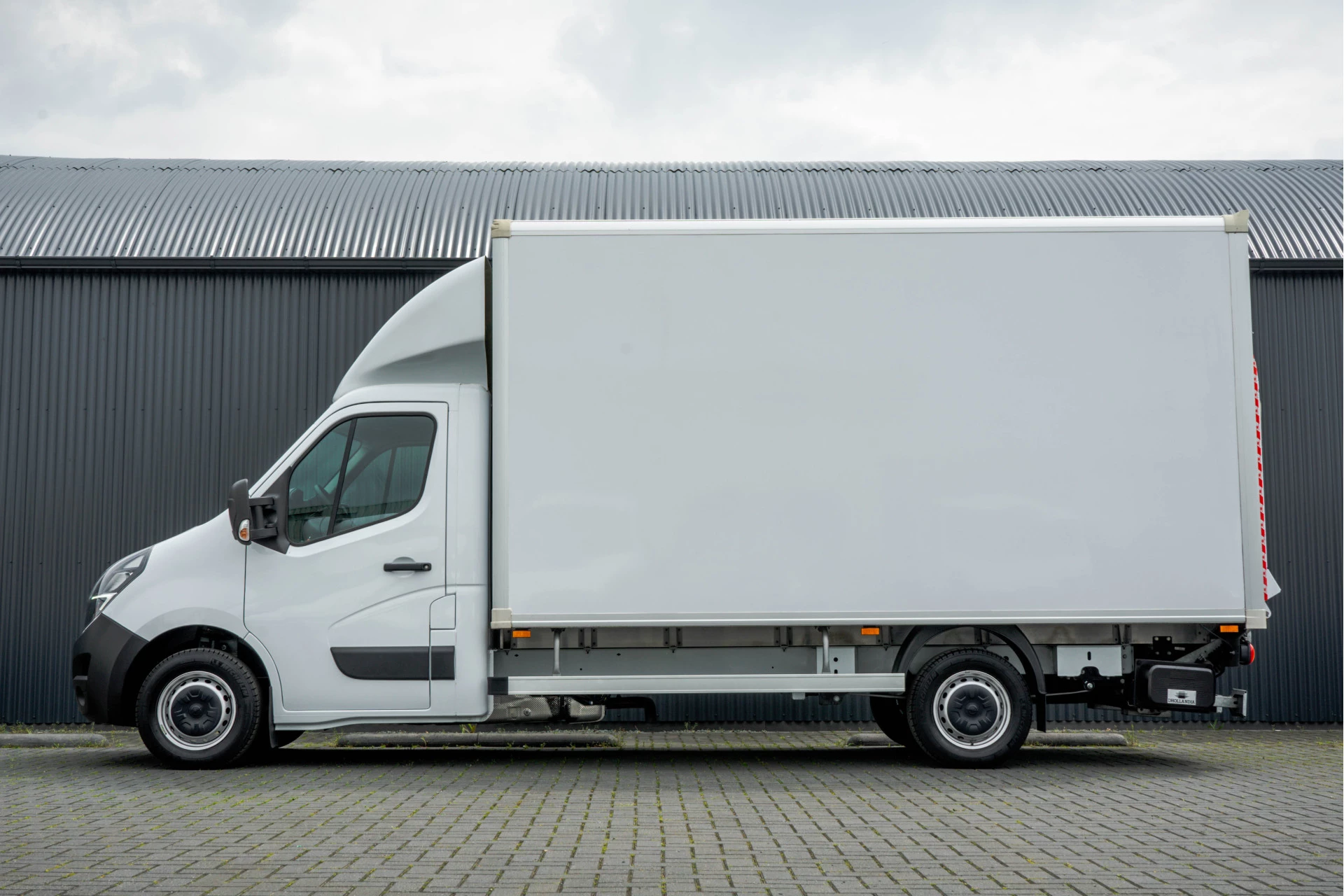 Opel Movano 2021 - **2.3 CDTI BiTurbo | Bakwagen met Laadklep | Euro 6 | 146 PK | Cruise | Airco | Navigatie** obrázek 5