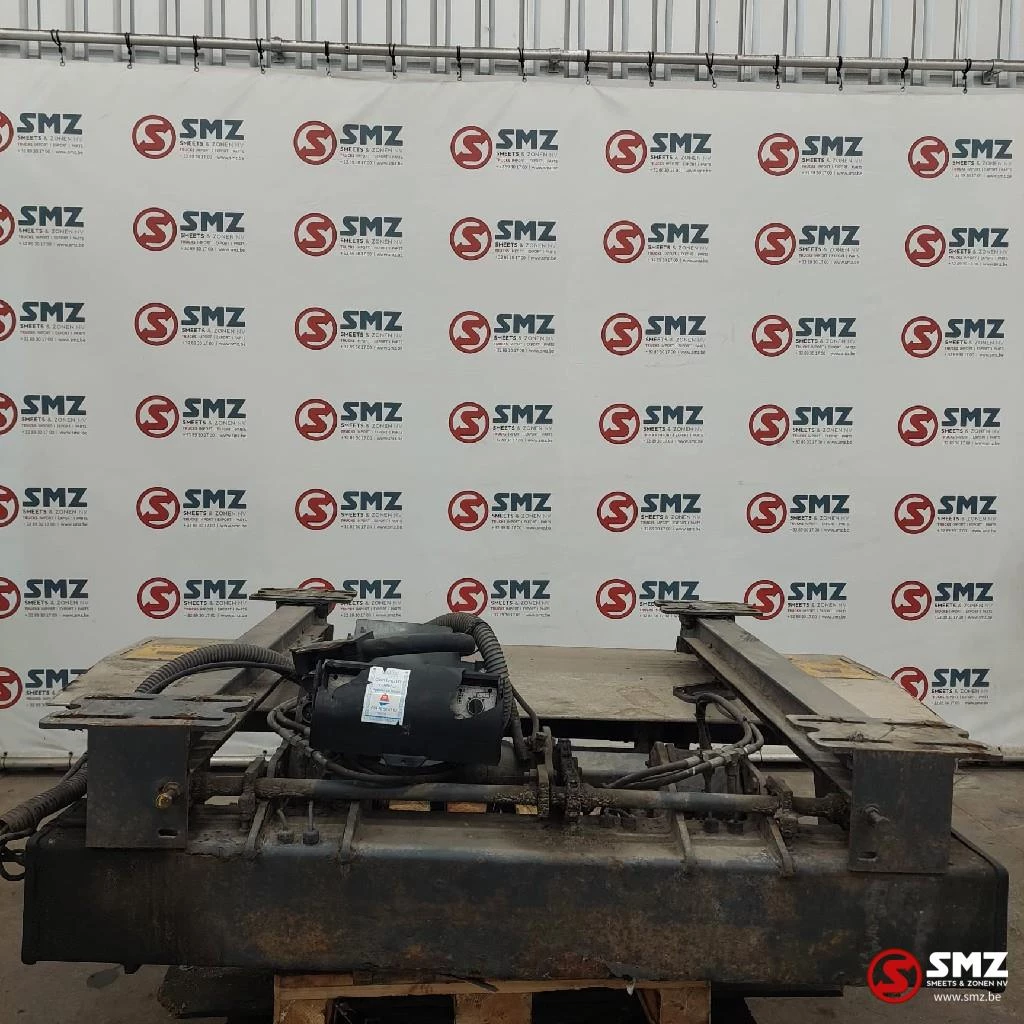 Diversen 2004 - Occ laadlift Cie Erhel Hydris 700M SR afbeelding 2