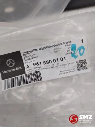 Mercedes-Benz N/A - Stapplaat/loopplank mercedes a9618800101 bild 3