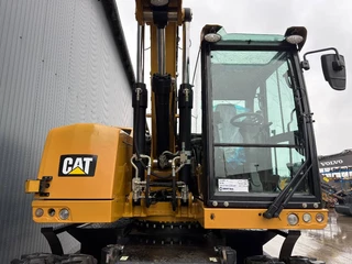 Cat N/A 2015 - M318F image 8