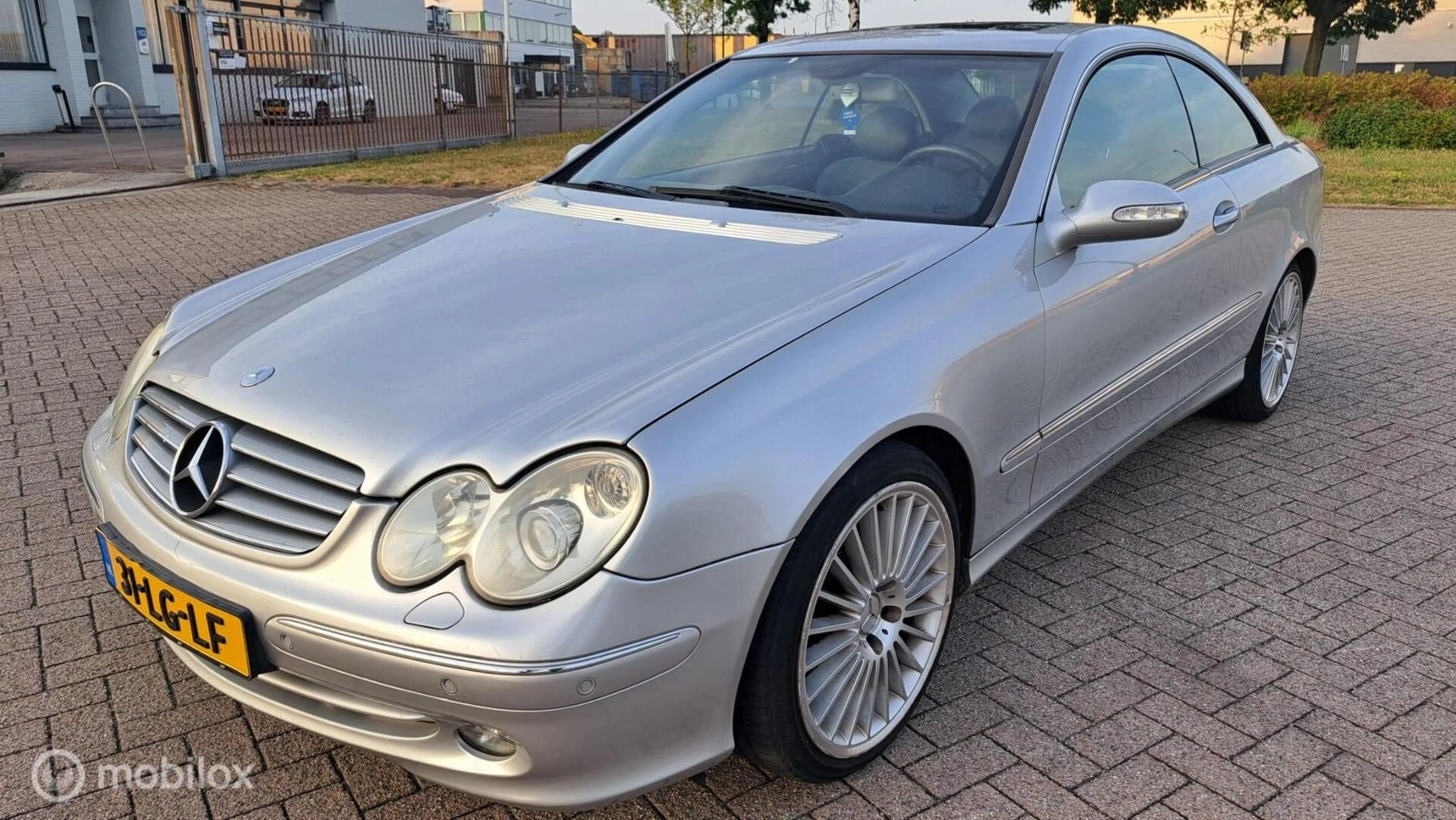 Mercedes-Benz CLK 2003 - Coupé 200 K. kompressor afbeelding 2