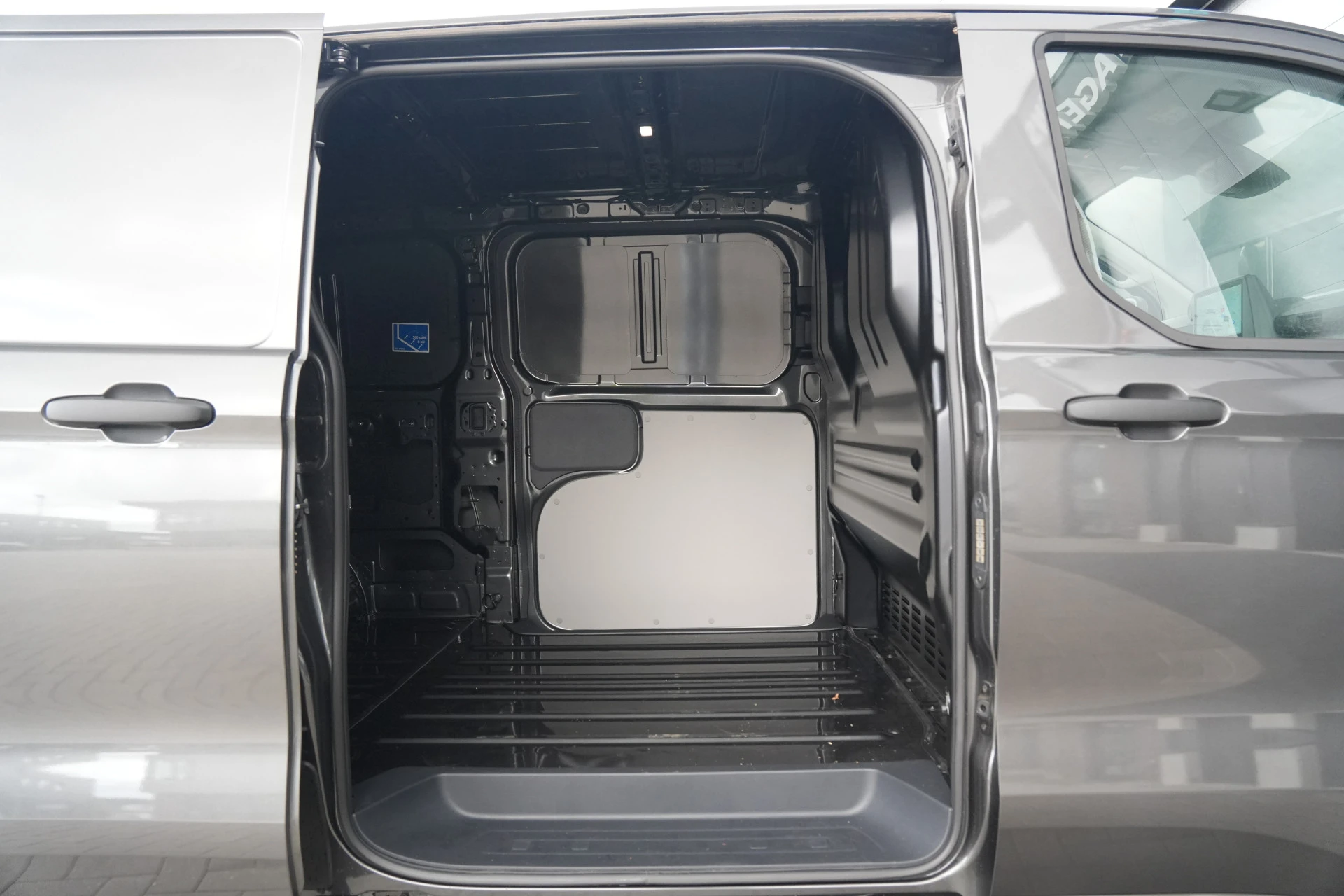 Ford Transit Custom 2025 - 320 2.0 TDCI L2H1 Trend 170pk AWD 4x4 INCLUSIEF BPM - 2x Schuif - 1+1 Stoel - Trekhaak - Stoel/Stuurverwarming - ACC - Blindspot - Rijklaar Bild 14