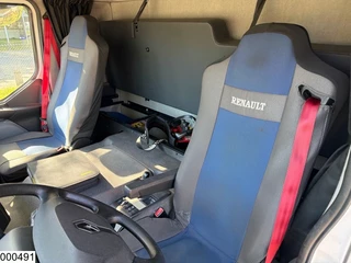 Renault N/A 2017 - D Wide EURO 6, Combi, PTO, Palfinger изображение 10