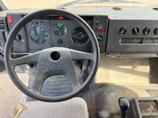 Mercedes-Benz LK 1994 - 817 (6-CILINDER) ORIGINAL DUTCH TRUCK WITH CLOSED BOX (MANUAL GEARBOX / FULL STEEL SUSPENSION) obrazek 8