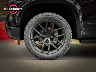 Chevrolet Silverado 2024 - High Country Black Edition Widebody 6.2 V8 420 PK imagen 13