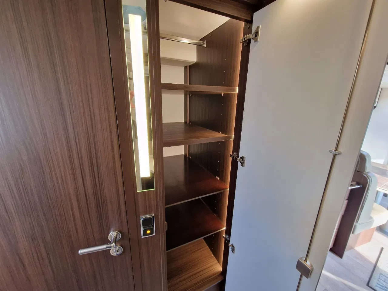 Mercedes-Benz 2018 - Morelo Palace Liner 97 GO Slide-Out 300pk Slide-Out + Smart Garage afbeelding 30