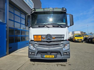 Mercedes-Benz Actros 2012 - 2842 6x2 ADR LAG 22.000 Liter 4 Comp. Apk image 3