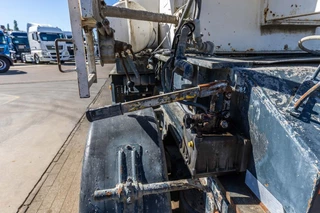 Renders N/A 2012 - BETON MIXER 12M3 + MOTOR (MALAXEUR/MISCHER) zdjecie 21