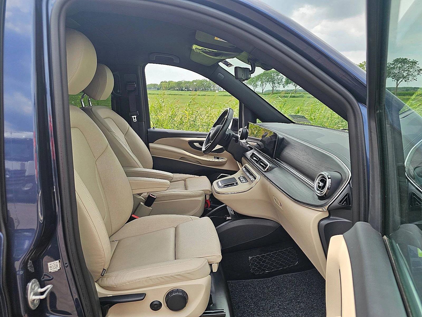 Mercedes-Benz EQV 2024 - 300 afbeelding 7