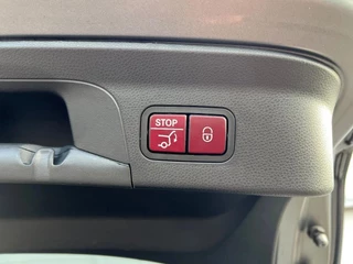 Mercedes-Benz GLC 2019 - N/A obrazek 19