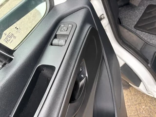 Mercedes-Benz Sprinter 2019 - 516CDI Bakwagen Automaat Airco Cruisecontrol Laadklep image 6