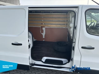 Renault Trafic 2022 - 130 T30 L2H1 Bijrijdersbank + Airco image 16