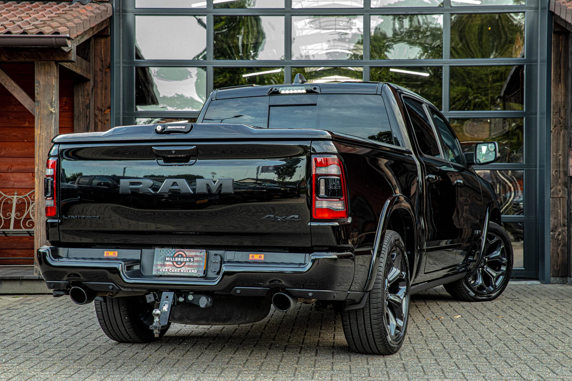 Dodge Ram 1500 2023 - Limited image 9