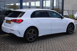 Mercedes-Benz A-Class 2021 - 250e AUT8 AMG Limited NIGHT PAKKET SFEER CARPLAY DAB NAVI obrazek 8