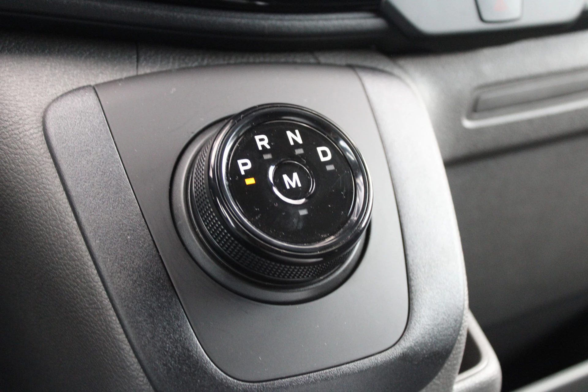 Ford Transit 2024 - 350 2.0 TDCI L2H2 Limited 165pk - Adaptive Cruise - Xenon - Navi - Blind Spot - 360 camera - Rijklaar obrázek 23