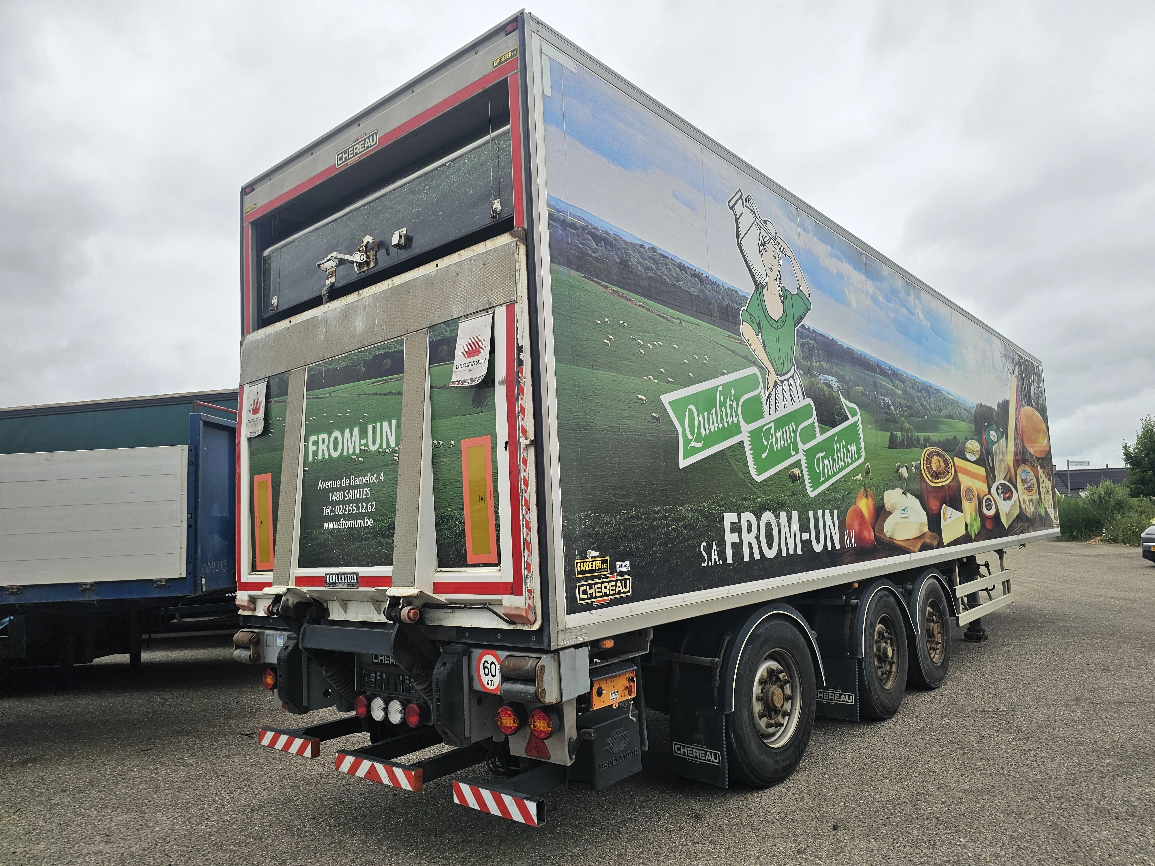 Chereau B3 /CITY TRAILER /STEERING AXLE/LIFT AXLE / 11.80 LONG /LOADING LIFT/ BPW DISC / CARRIER FRIDGE.TUV 23/7/2026 2012 afbeelding 2