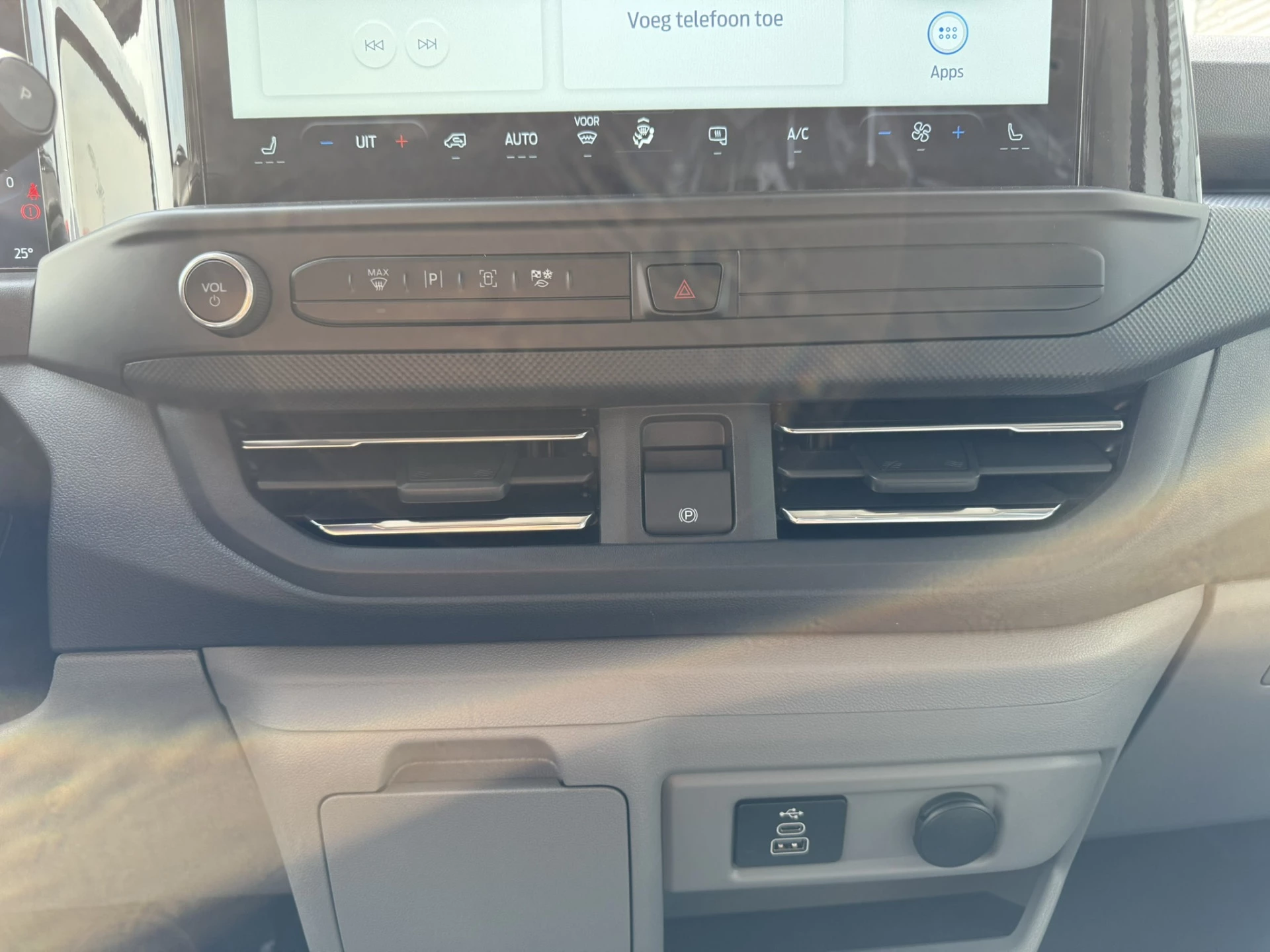 Ford E-Transit 2026 - Cust. 340 L2H1 Limited 71 kWh/160 KW afbeelding 11