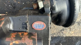 Diverse N/A - KNOTT TRAILER AS NIEUW bild 4