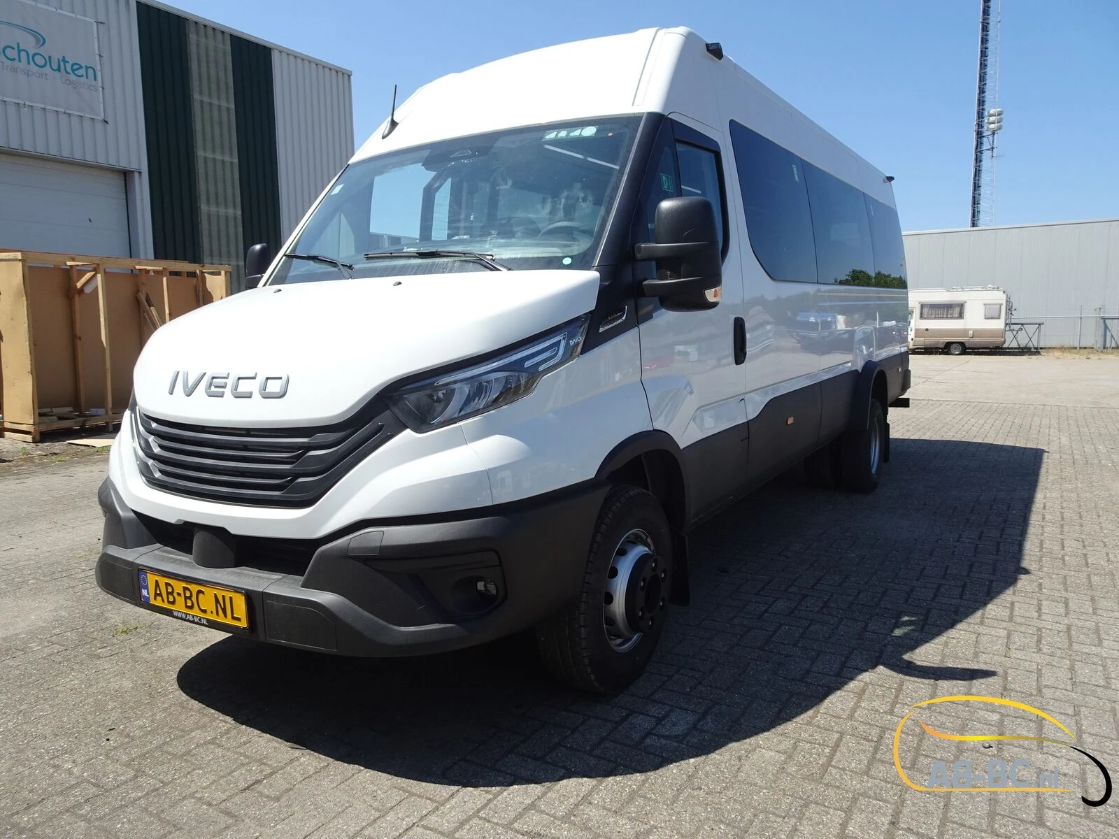 Iveco Daily - 65C18HA8 NEW Automatic 24 seats afbeelding 8