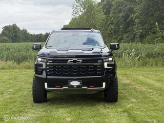 Chevrolet Silverado 2024 - USA ZR2 6.2 V8 imagen 2