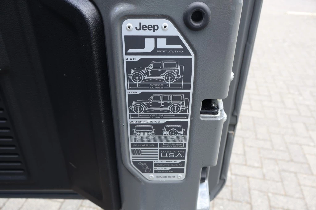Jeep Wrangler 2021 - 4XE 380 RUBICON / Brute 20 inch / Plug In Hybrid afbeelding 36