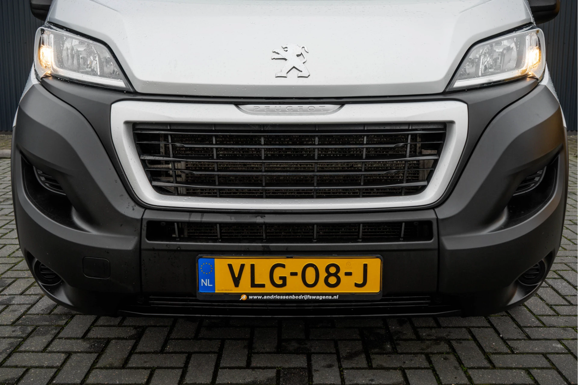Peugeot Boxer 2021 - 330 2.2 BlueHDi 120 L2H2 Premium | Camera | Cruise | Navi | Airco | Trekhaak imagem 27