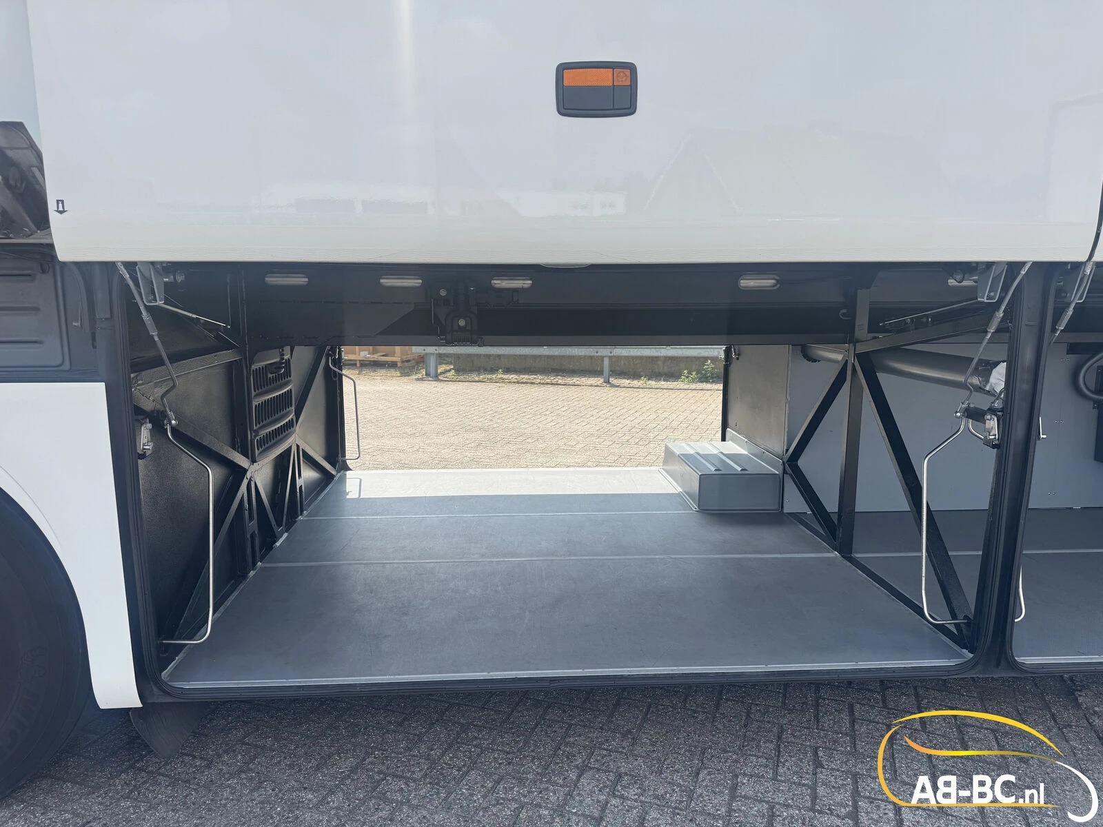 Mercedes-Benz Tourismo RHD 2023 afbeelding 30