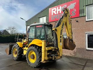 New Holland N/A 2011 - LB115B, CE, 240 MM MULTI PURPOSE LOADER BUCKET, 800 MM BACHOE DIGGING BUCKET, FLIP OVER FORKS, AIR CONDITIONER immagine 6