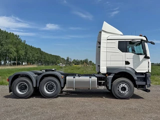 MAN TGS - 33.440 BB SA Premium Tractor Head (3 units) zdjecie 5