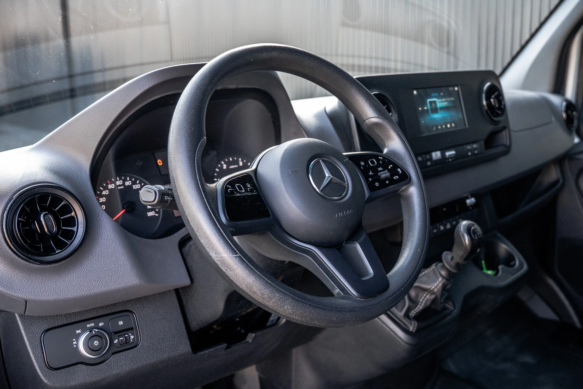 Mercedes-Benz Sprinter 2021 - 311 CDI RWD L2H2 | Volledig Ingericht | Mbux | Camera | Climatronic afbeelding 13