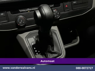 Volkswagen Transporter 2020 - 2.0 TDI 150pk Automaat L1H1 Inrichting Euro6 Airco | Navigatie | Apple Carplay | Cruisecontrol bild 2