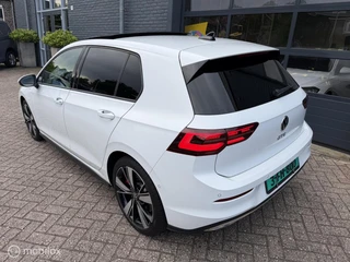 Volkswagen Golf 2021 - 8 1.4 eHybrid GTE 245 PK SOH 93,6% Navi Pano afbeelding 4