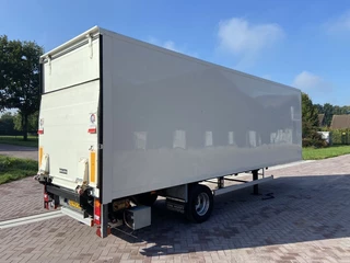 Veldhuizen N/A 2006 - Be oplegger 5.5 ton met laadklep 1500 kg imagen 3