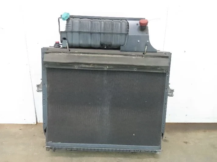 MAN TGS - Cooling System Radiateur TGS afbeelding 1