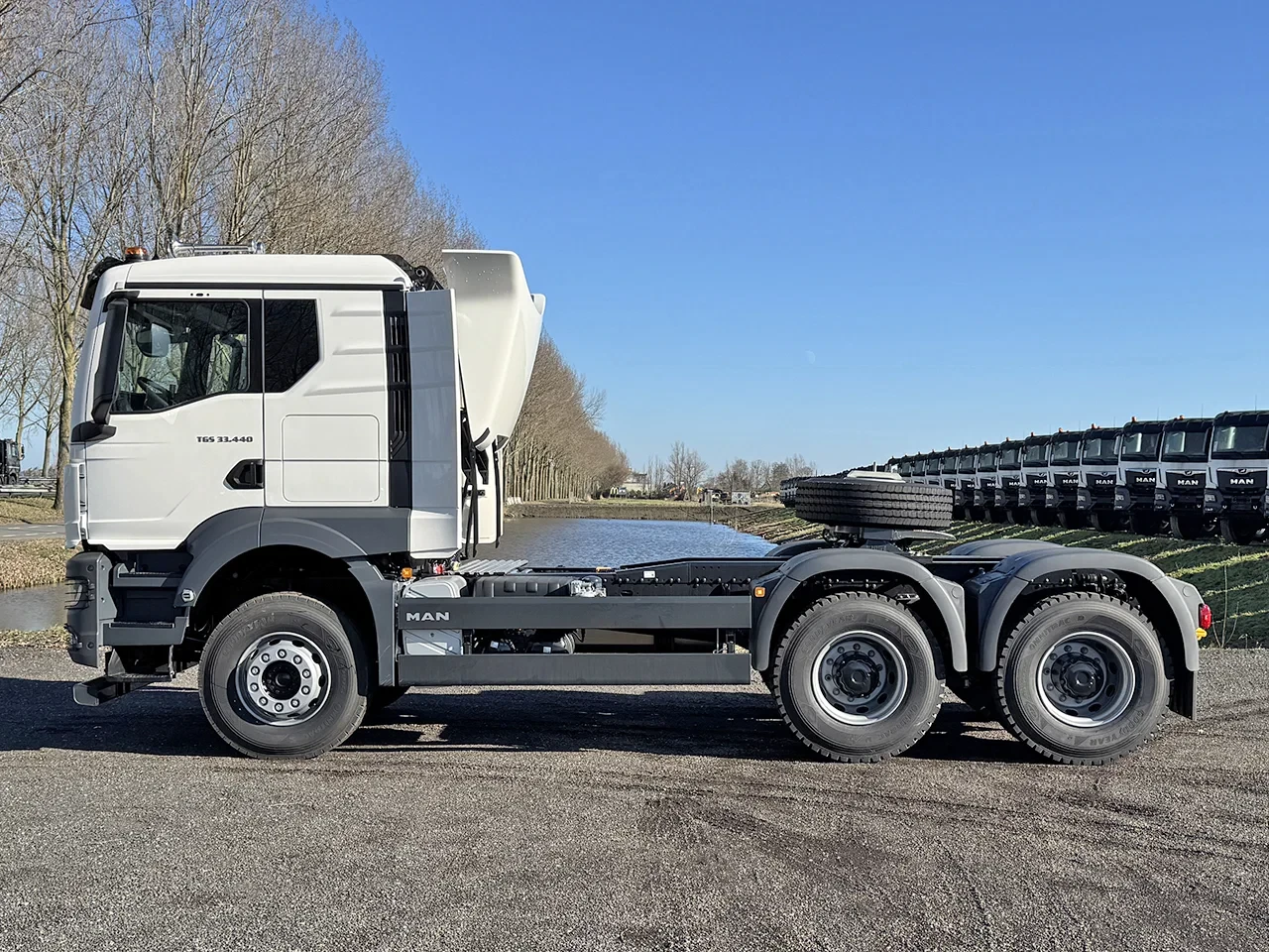 MAN TGS 2025 - 33.440 Premium Tractor Head (20 units) afbeelding 7