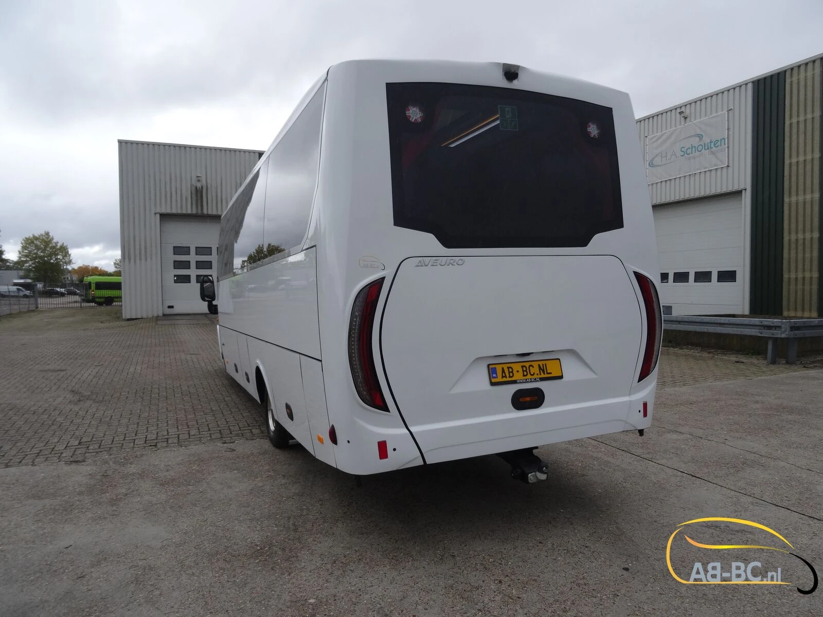 Iveco Aveuro Tourna 35 Seats EURO 6 2 Units Available afbeelding 19