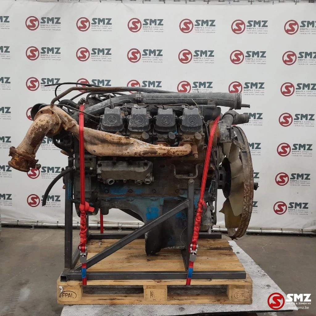Mercedes-Benz - Occ motor OM442LA Mercedes afbeelding 1