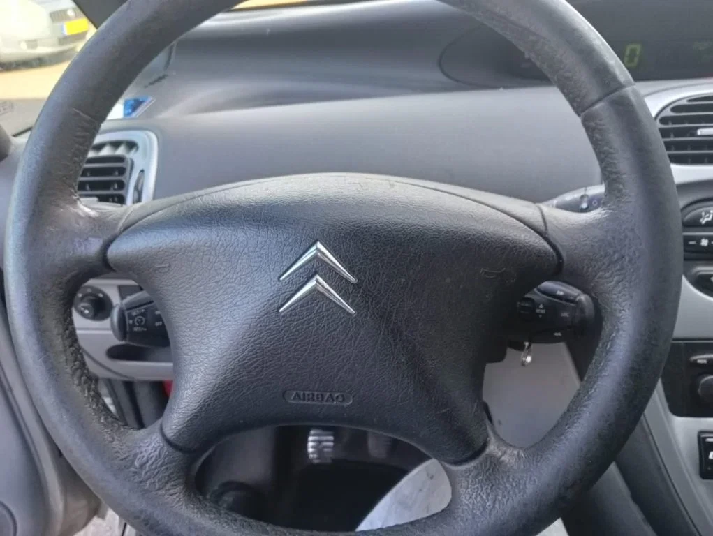 Citroën Xsara Picasso 2005 - 1.8i - 16V , Airco, Export / Handel Bild 12