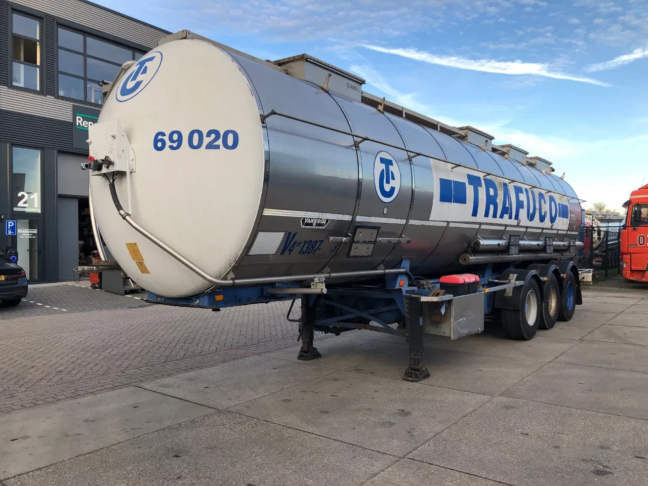 Van Hool 1990 - Tank / 33.280 LT / 4 compartments / ADR / Inox Bild 4