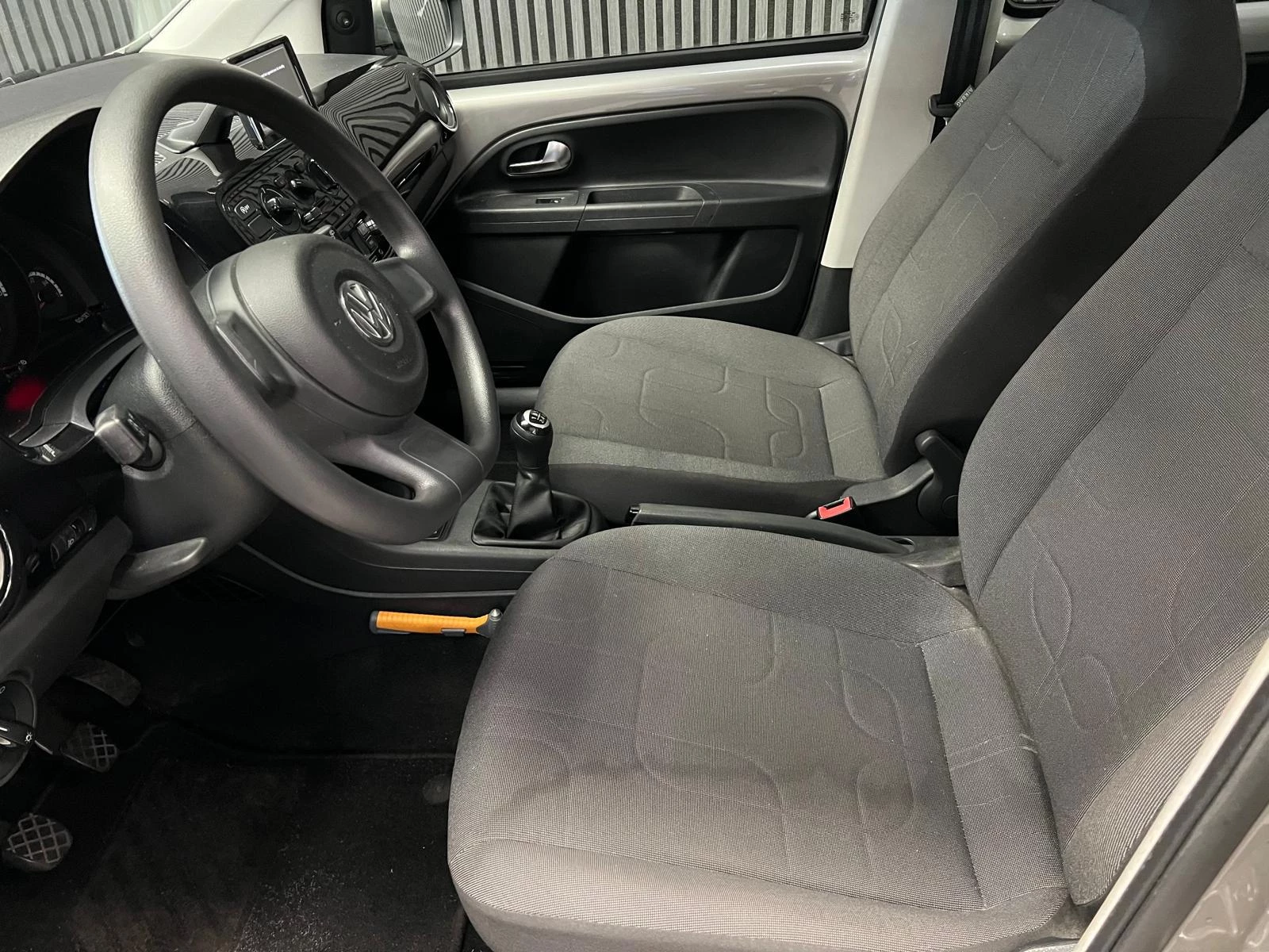 Volkswagen up! 2015 - 1.0 move up! 1e Eigenaar - NAP - Airco - Koppeling verv obrázek 22