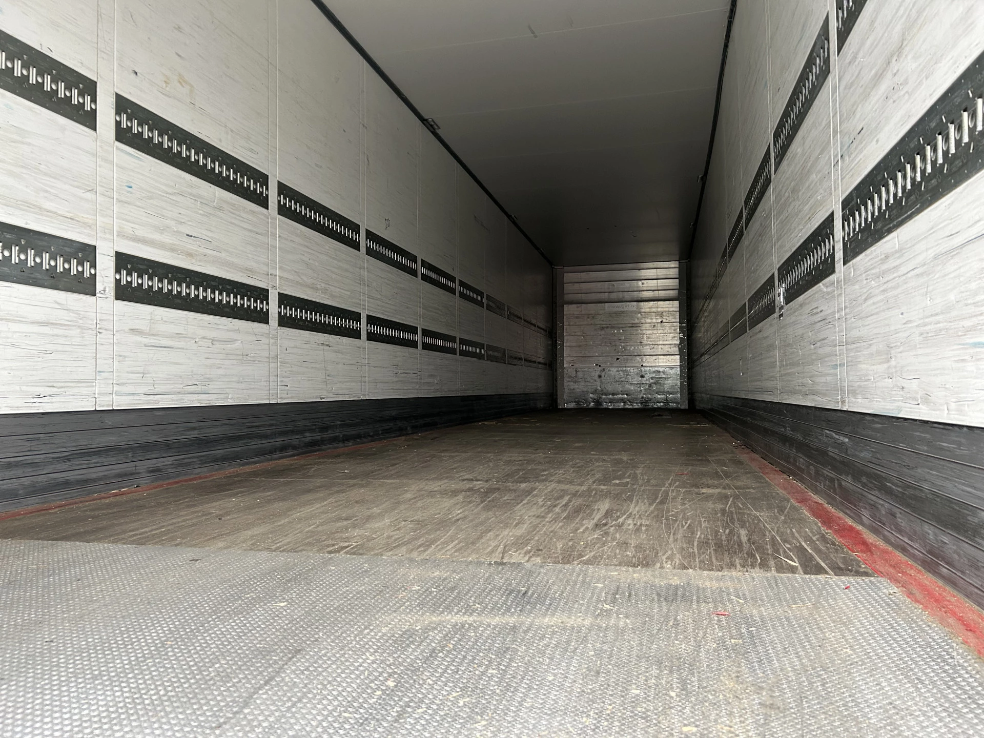 Schmitz Cargobull SCB S3B 2019 - / Box Trailer image 3