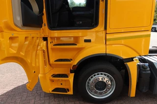 Mercedes-Benz Actros 2019 - 2642 LL Chassis Cabine Giga space image 11