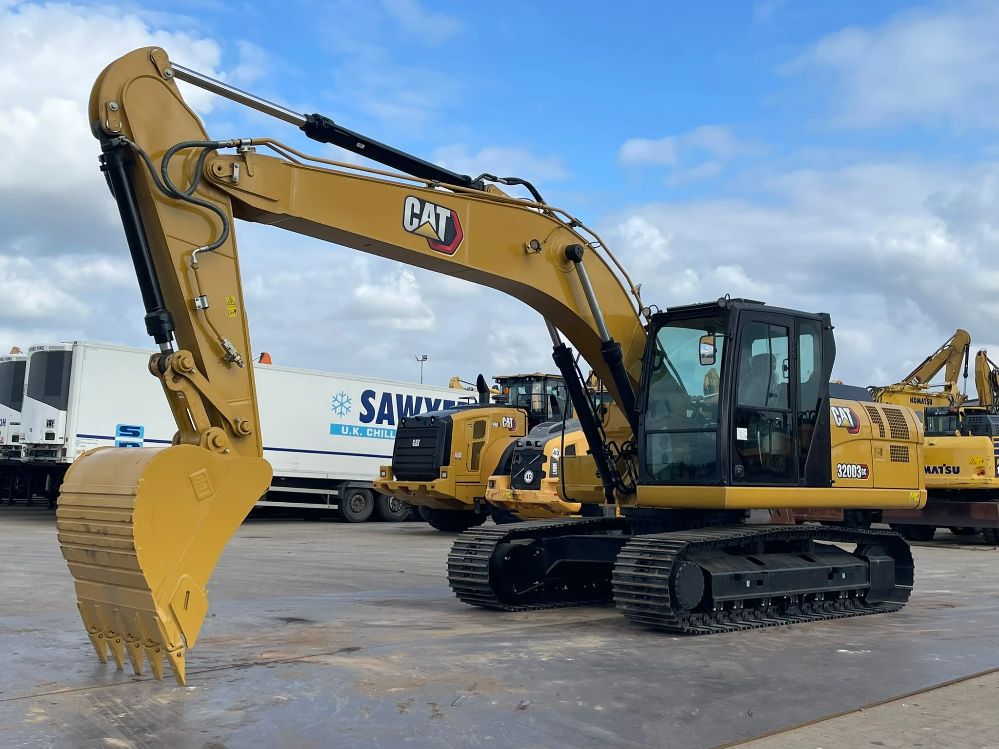 Caterpillar 320D3 GC 2025 zdjęcie 2