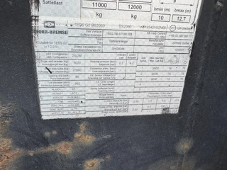 Schmitz Cargobull N/A 2010 - SCF 24 SAF AXLE DISC BRAKES EXTENDABLE immagine 9